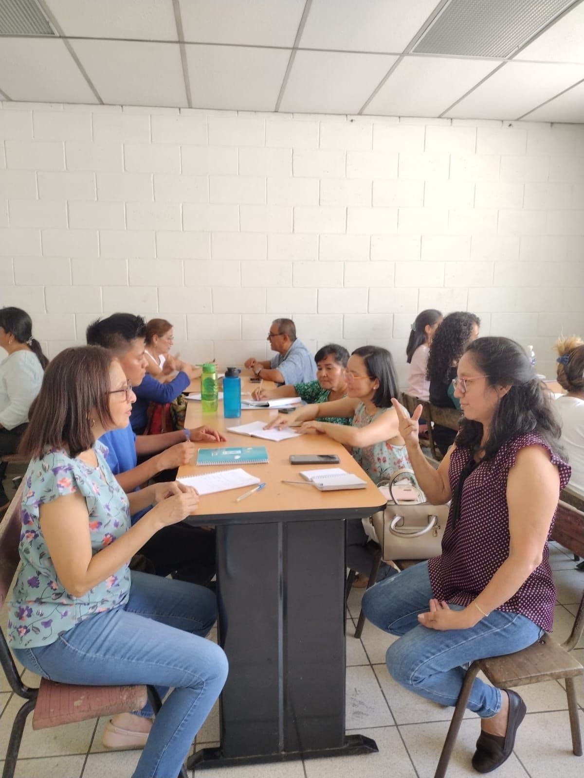 CURSO DE LENGUA DE SEÑAS SALVADOREÑA