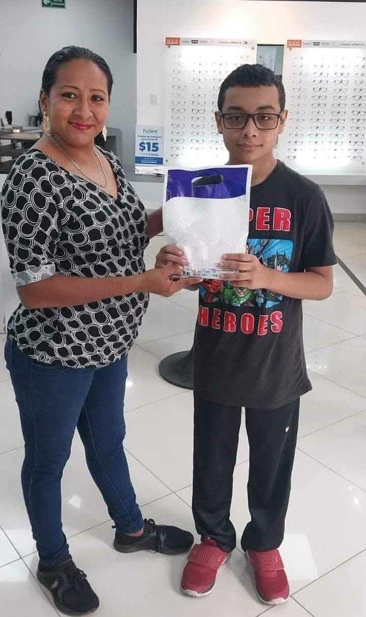 DONACIÓN DE LENTES