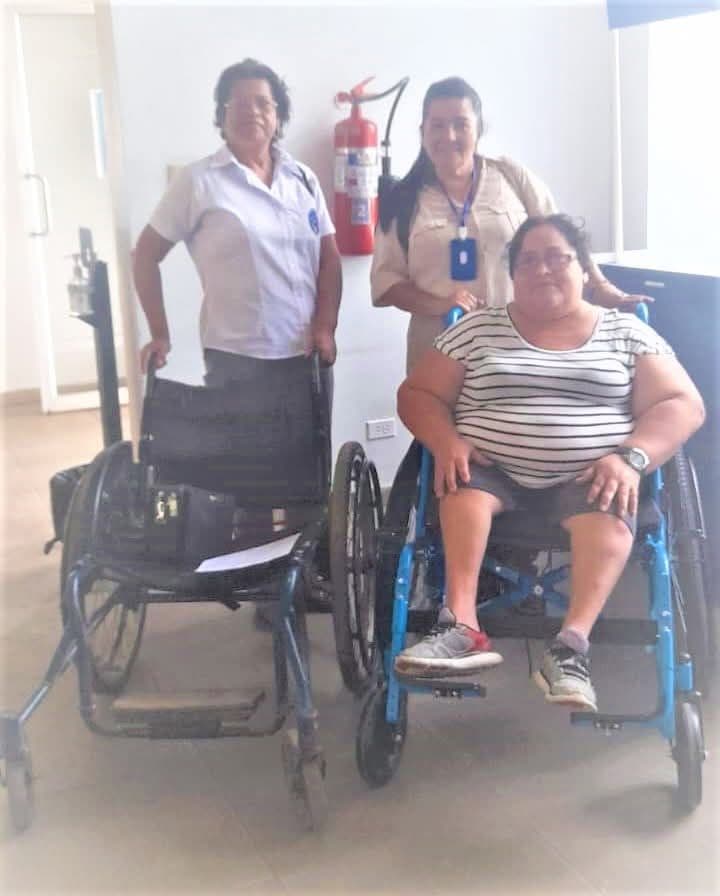 ENTREGA DE SILLA DE RUEDAS